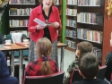 spotkanie_uczniow_z_pisarka_i_lektorem_004
